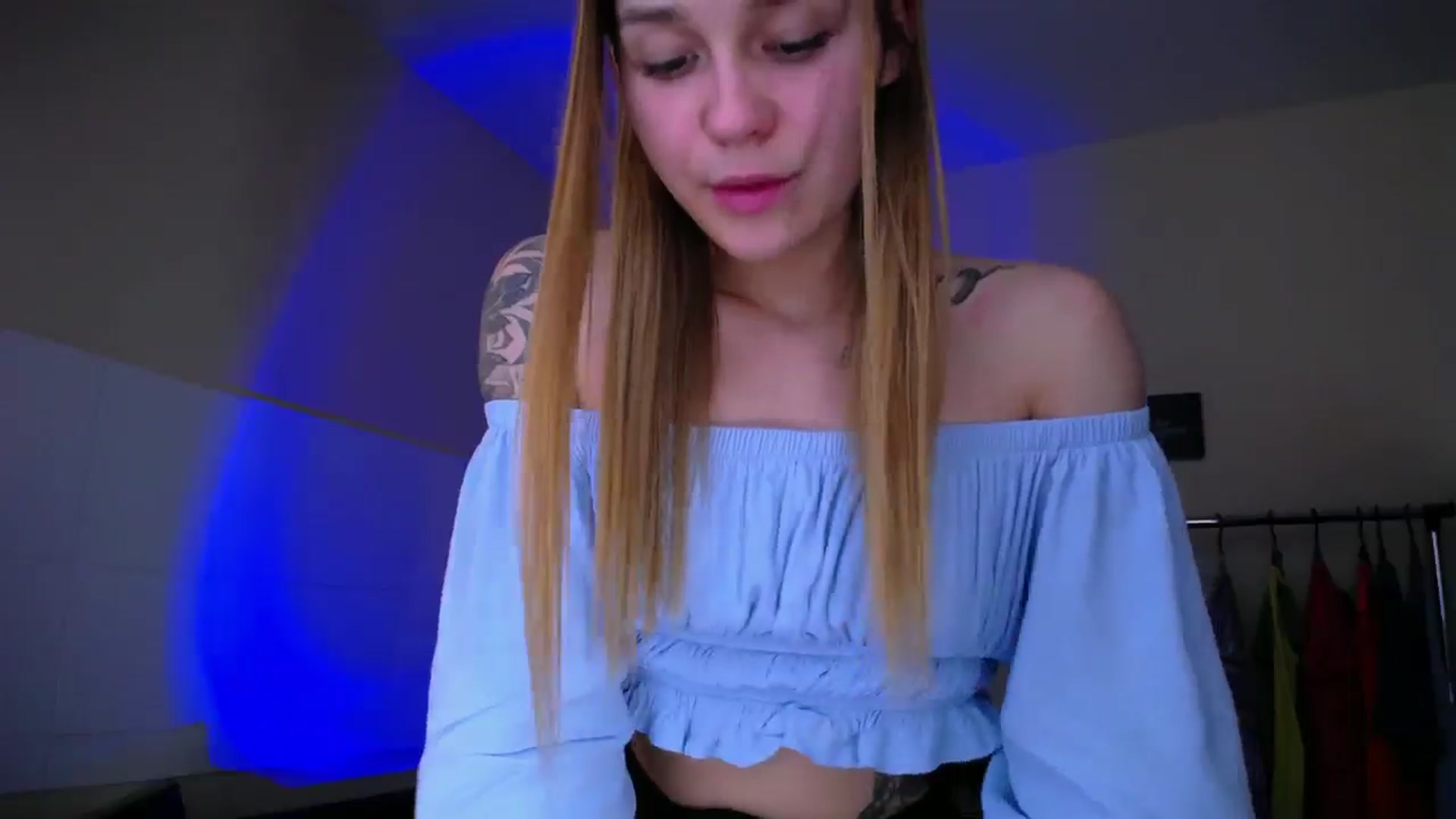 Gallery image thumbnail from Miss_JOI's myfreecams stream on, 06/19/2024, 10:48 image 15 of 20