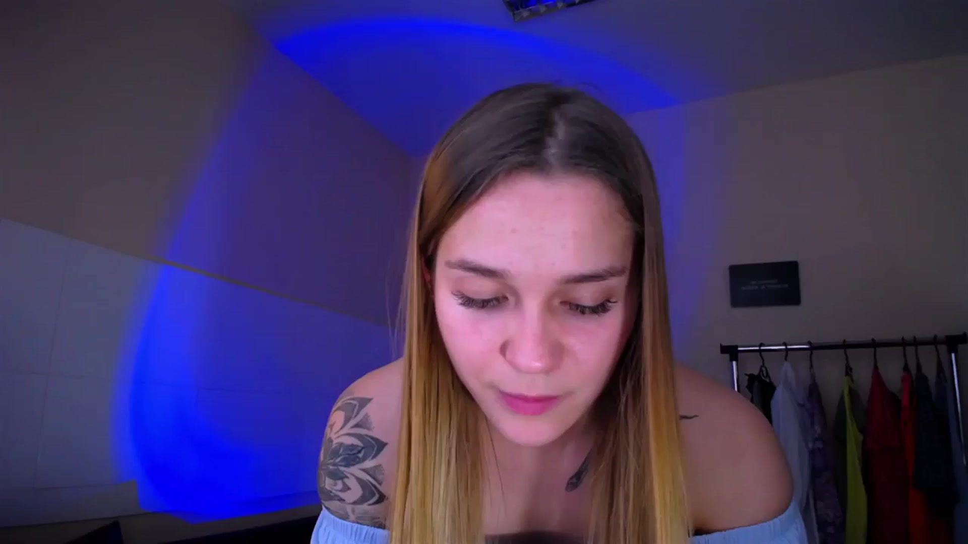 Gallery image thumbnail from Miss_JOI's myfreecams stream on, 06/19/2024, 10:48 image 13 of 20