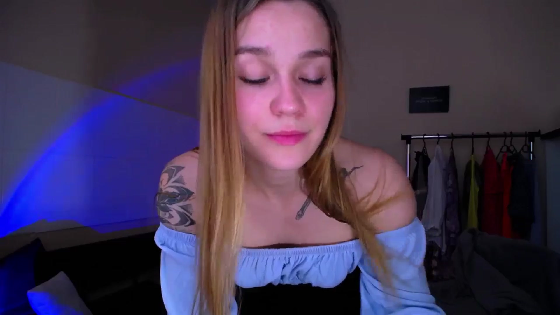 Gallery image thumbnail from Miss_JOI's myfreecams stream on, 06/23/2024, 10:38 image 3 of 20
