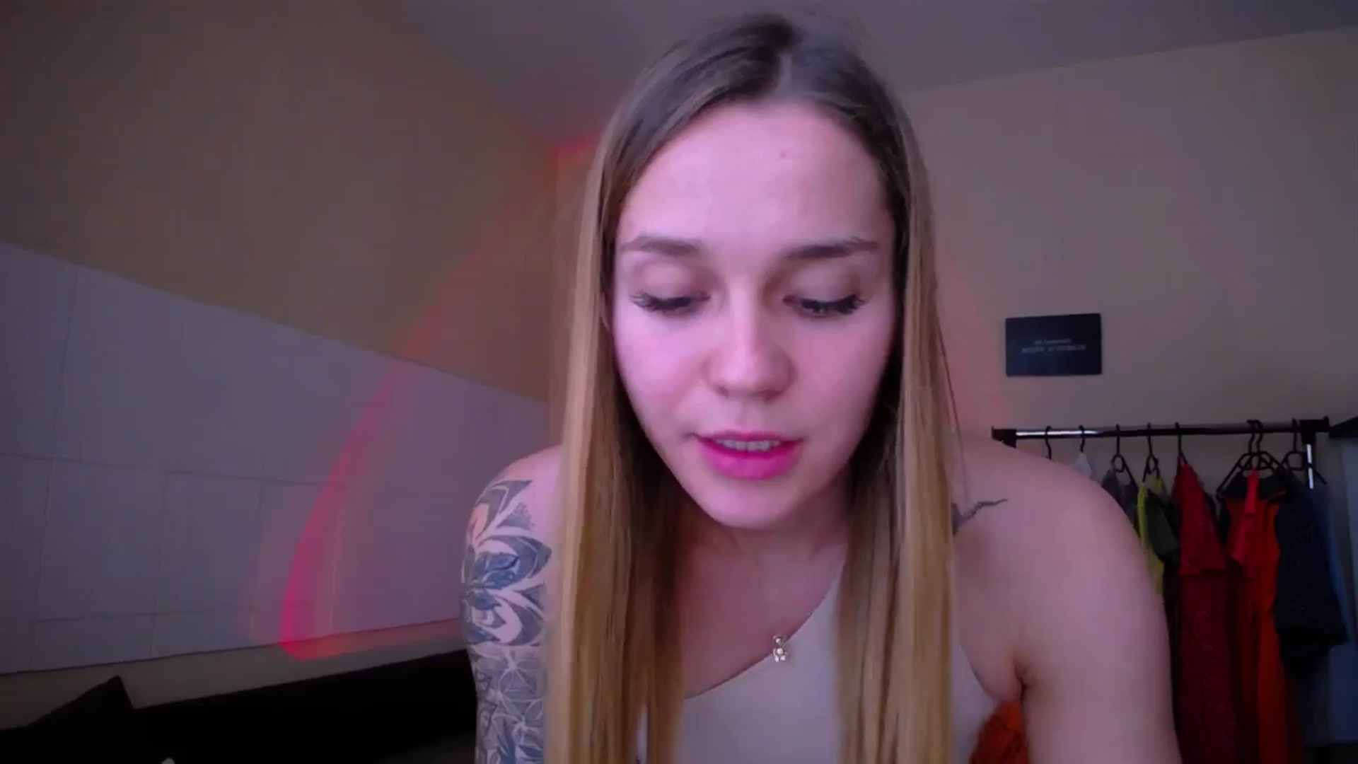 Gallery image thumbnail from Miss_JOI's myfreecams stream on, 06/30/2024, 10:32 image 17 of 20