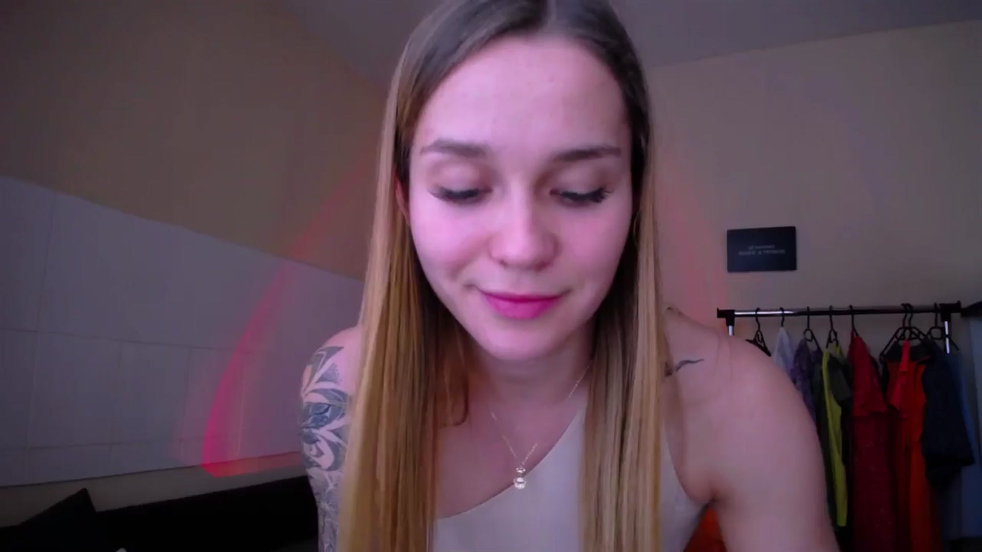 Gallery image thumbnail from Miss_JOI's myfreecams stream on, 06/30/2024, 10:32 image 9 of 20