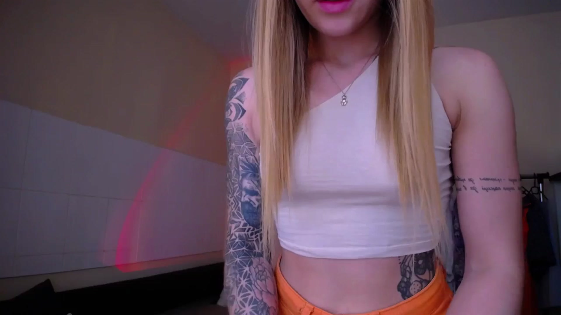 Gallery image thumbnail from Miss_JOI's myfreecams stream on, 06/30/2024, 10:32 image 13 of 20