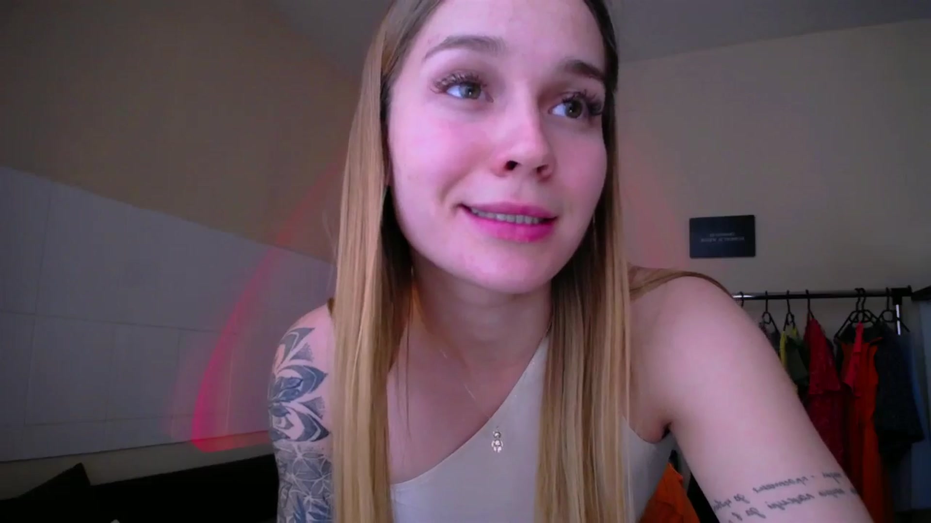 Gallery image thumbnail from Miss_JOI's myfreecams stream on, 06/30/2024, 10:32 image 8 of 20
