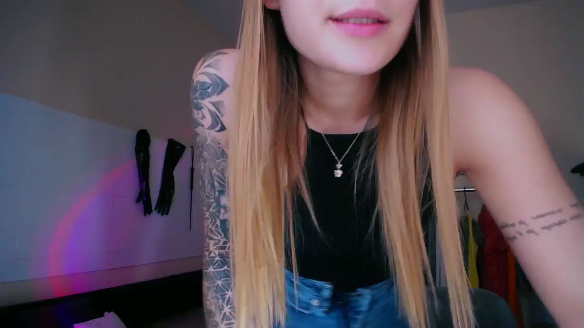 Gallery image thumbnail from Miss_JOI's myfreecams stream on, 07/16/2024, 09:32 image 8 of 20