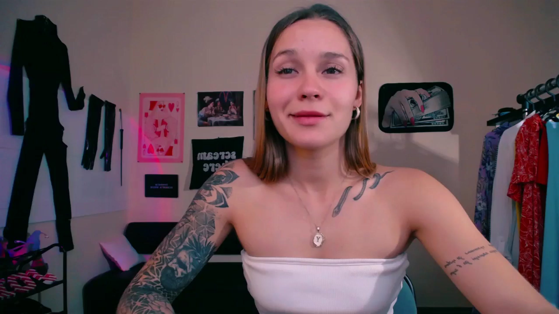 Gallery image thumbnail from Miss_JOI's myfreecams stream on, 08/25/2024, 10:52 image 17 of 20