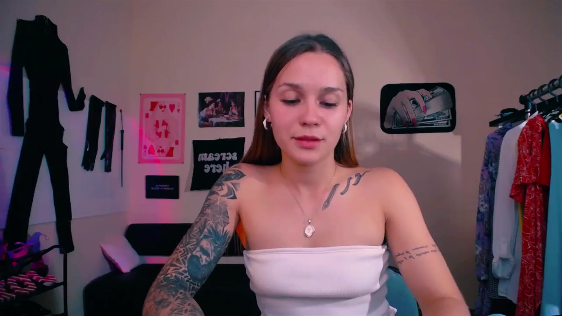 Gallery image thumbnail from Miss_JOI's myfreecams stream on, 08/25/2024, 10:52 image 18 of 20