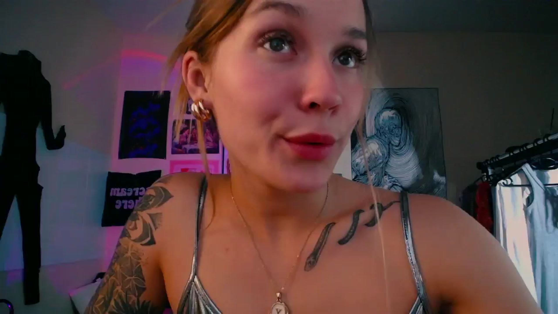 Gallery image thumbnail from Miss_JOI's myfreecams stream on, 09/08/2024, 16:00 image 15 of 20