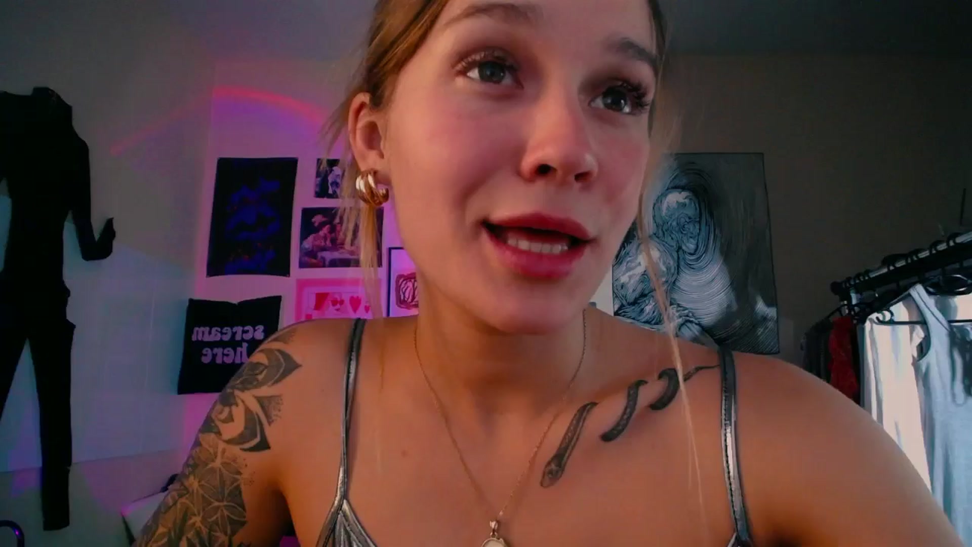 Gallery image thumbnail from Miss_JOI's myfreecams stream on, 09/08/2024, 16:00 image 18 of 20