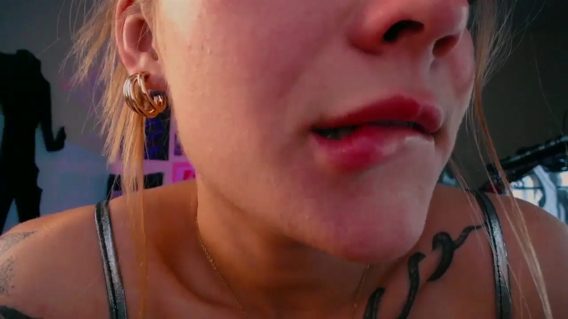 Gallery image thumbnail from Miss_JOI's myfreecams stream on, 09/08/2024, 16:00 image 19 of 20