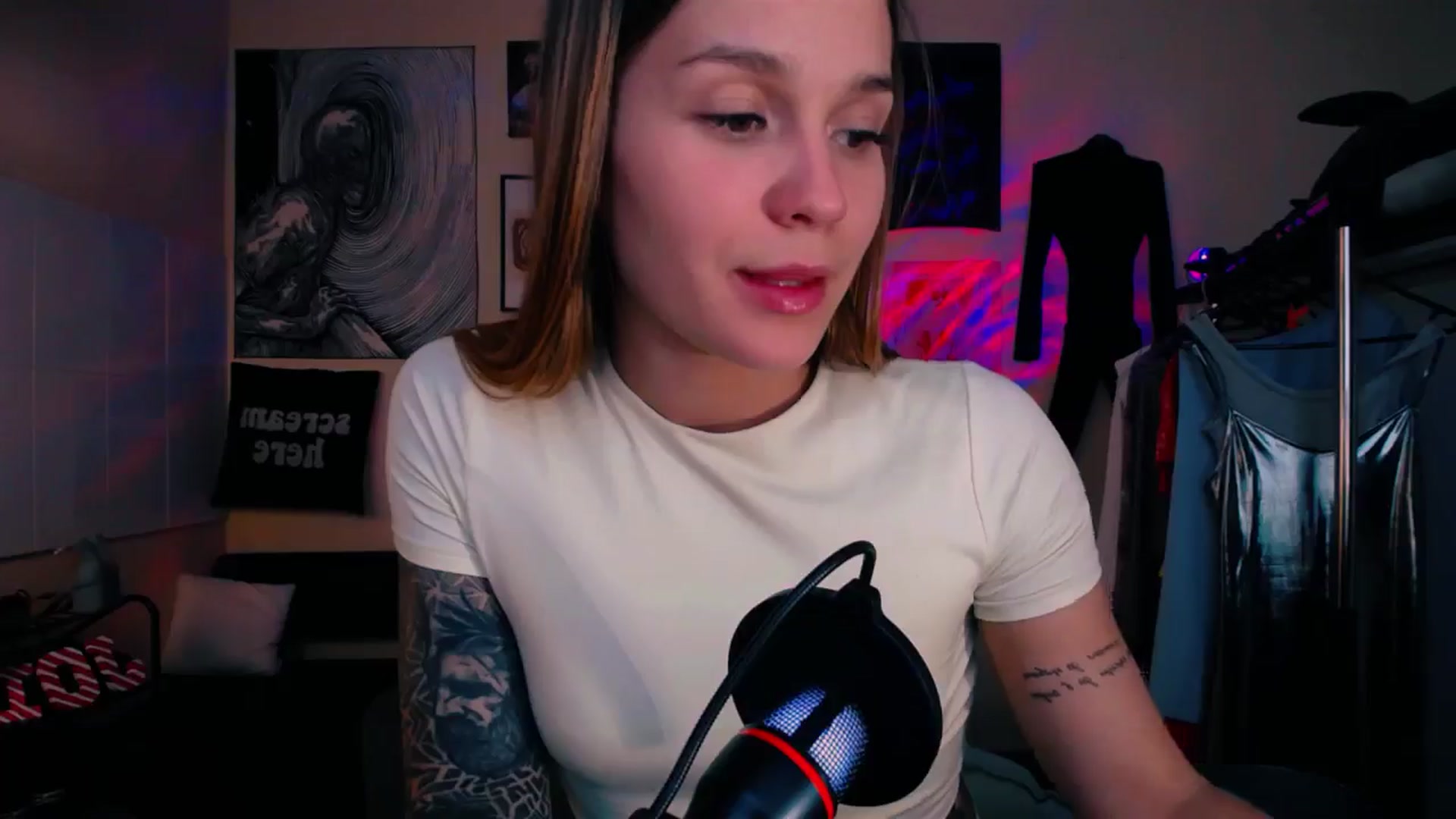 Gallery image thumbnail from Miss_JOI's myfreecams stream on, 09/20/2024, 11:18 image 12 of 20