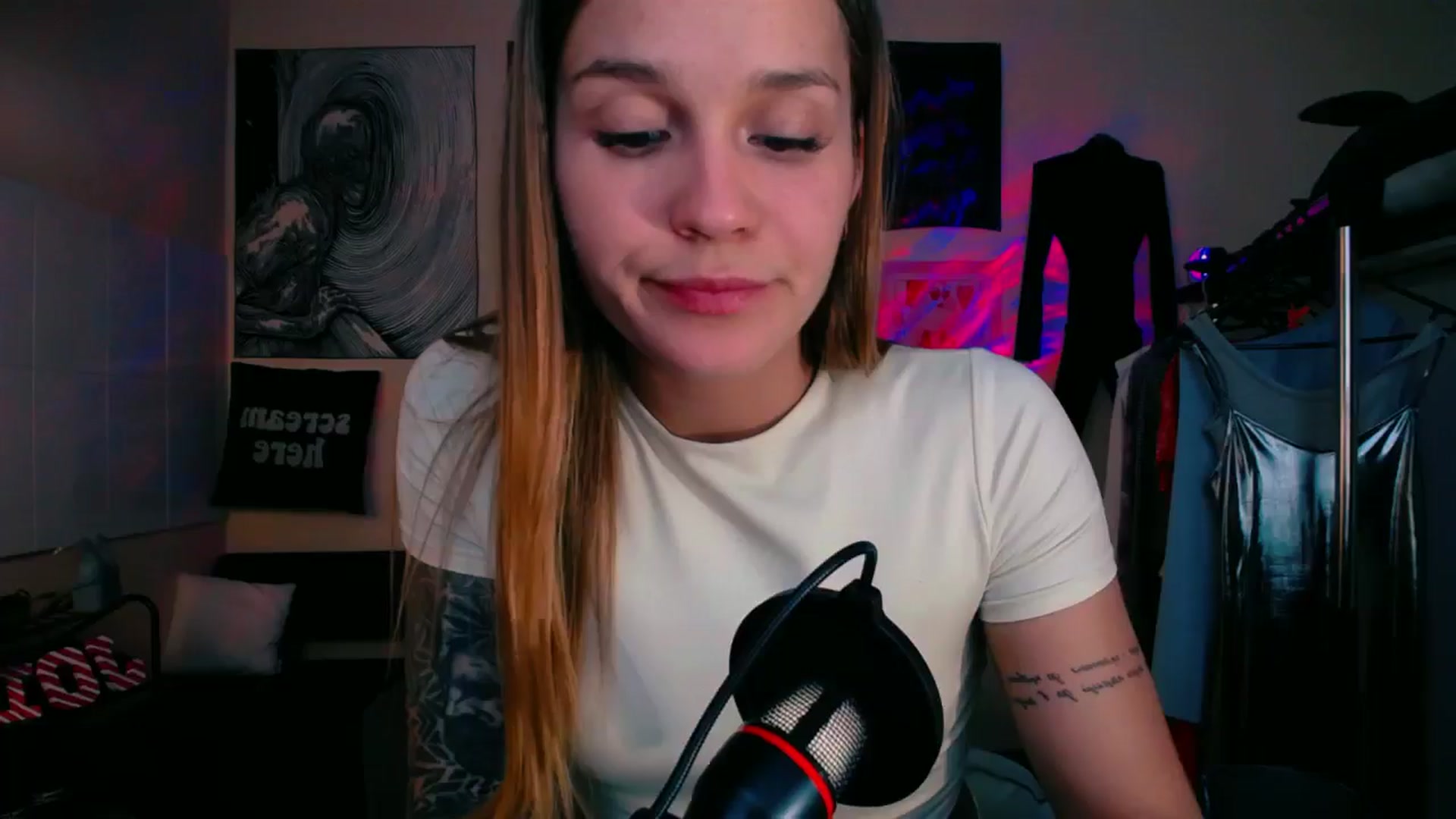 Gallery image thumbnail from Miss_JOI's myfreecams stream on, 09/20/2024, 11:18 image 13 of 20