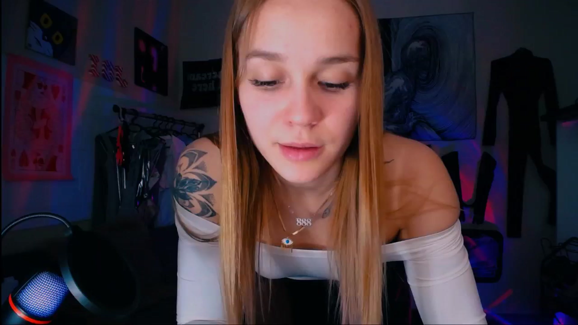 Gallery image thumbnail from Miss_JOI's myfreecams stream on, 11/10/2024, 10:25 image 18 of 20