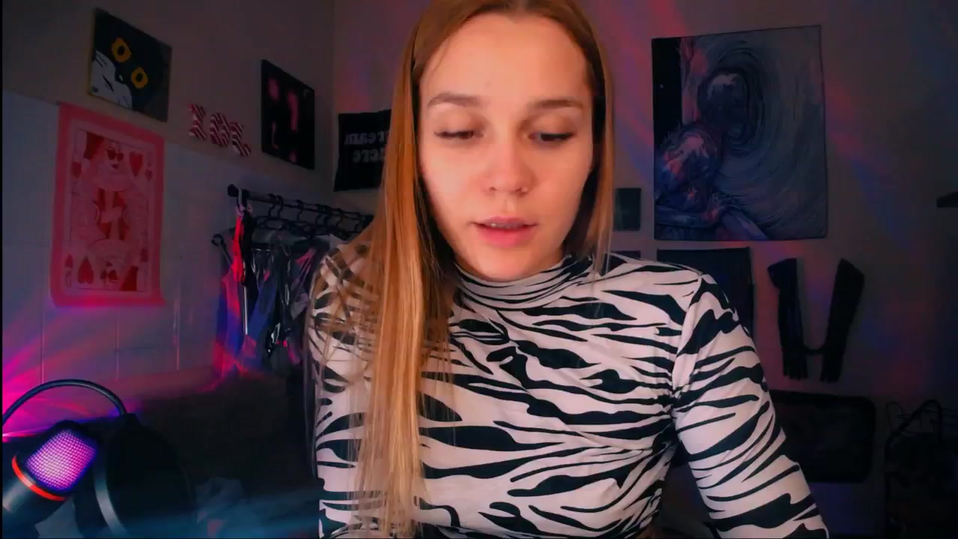 Gallery image thumbnail from Miss_JOI's myfreecams stream on, 11/15/2024, 12:55 image 3 of 20