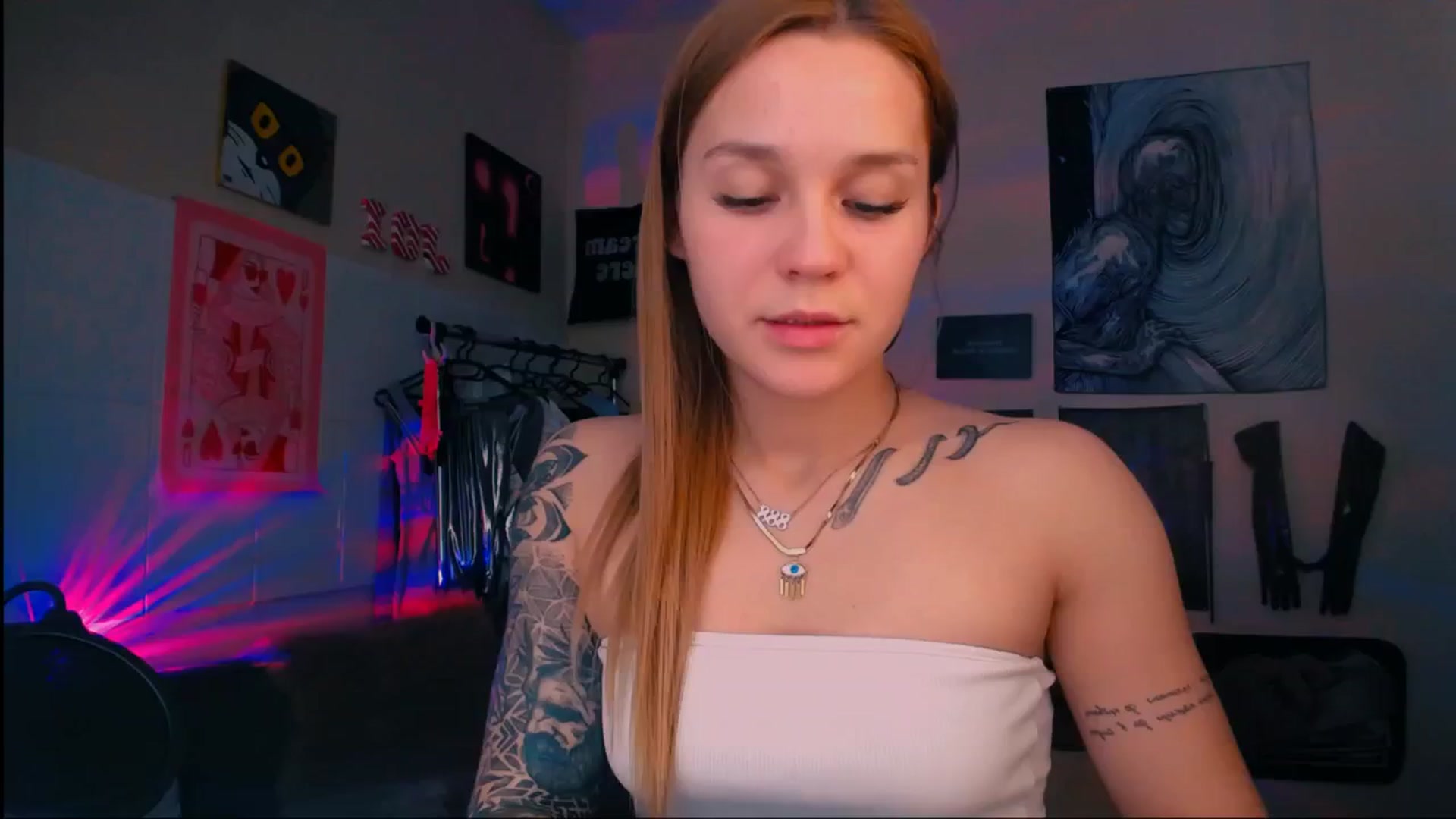 Gallery image thumbnail from Miss_JOI's myfreecams stream on, 11/17/2024, 12:28 image 12 of 20