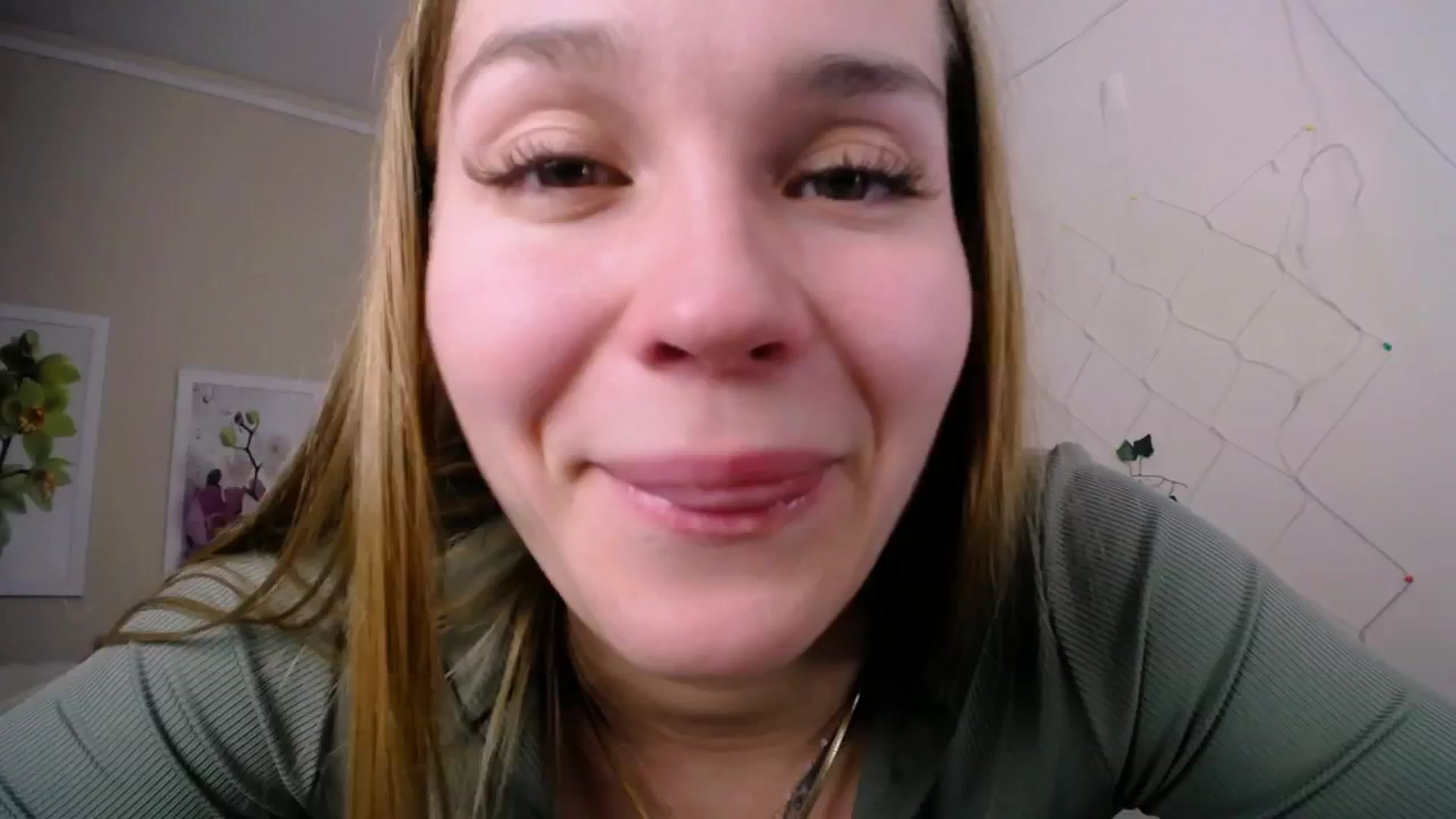 Gallery image thumbnail from Miss_JOI's myfreecams stream on, 12/01/2024, 10:57 image 15 of 20
