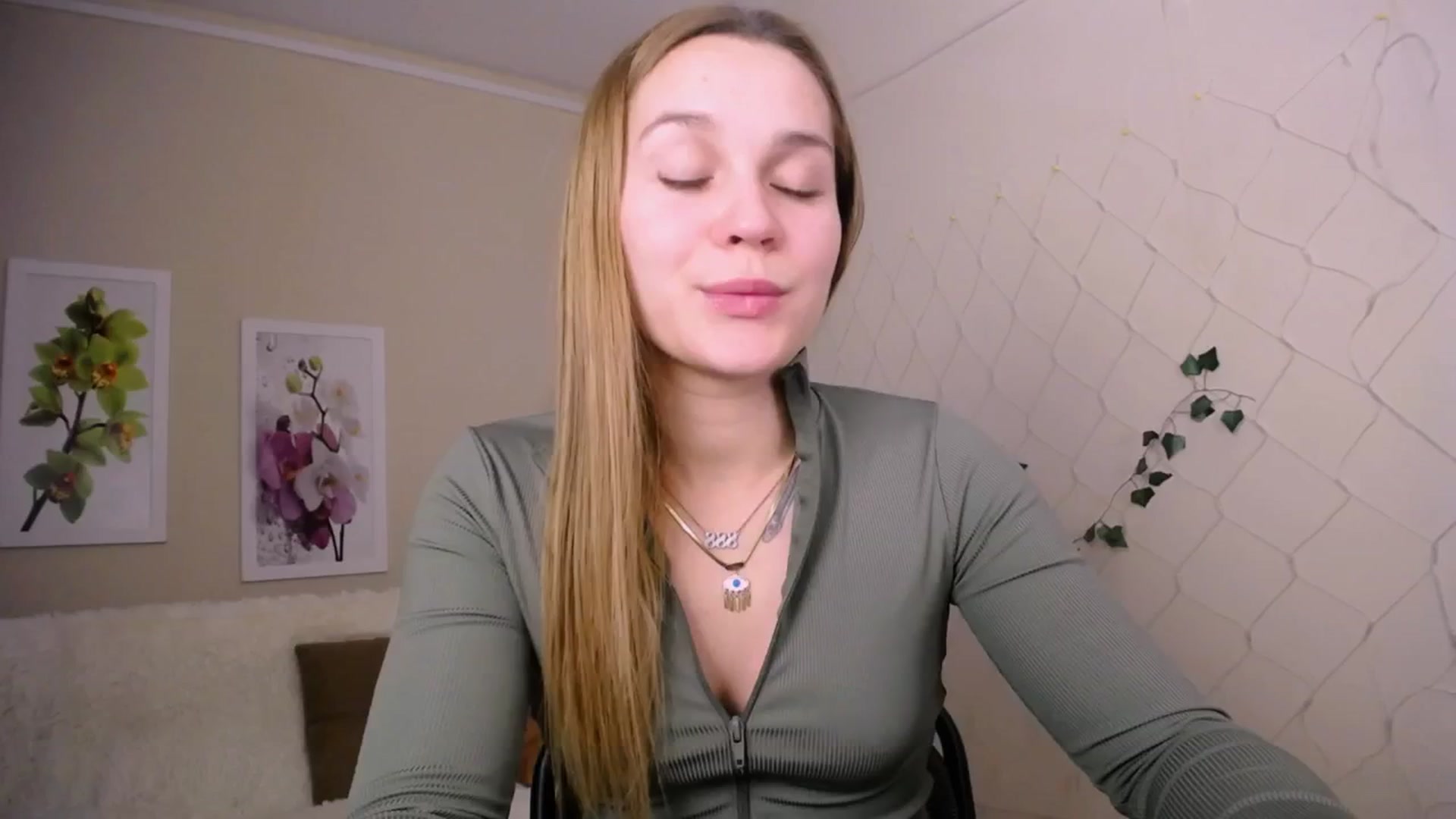 Gallery image thumbnail from Miss_JOI's myfreecams stream on, 12/01/2024, 10:57 image 6 of 20