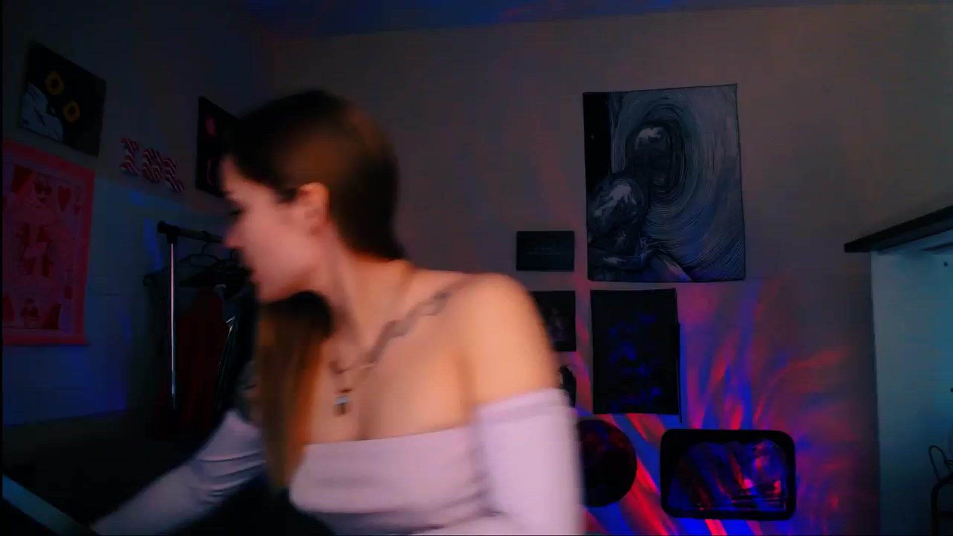 Gallery image thumbnail from Miss_JOI's myfreecams stream on, 12/20/2024, 10:16 image 14 of 20