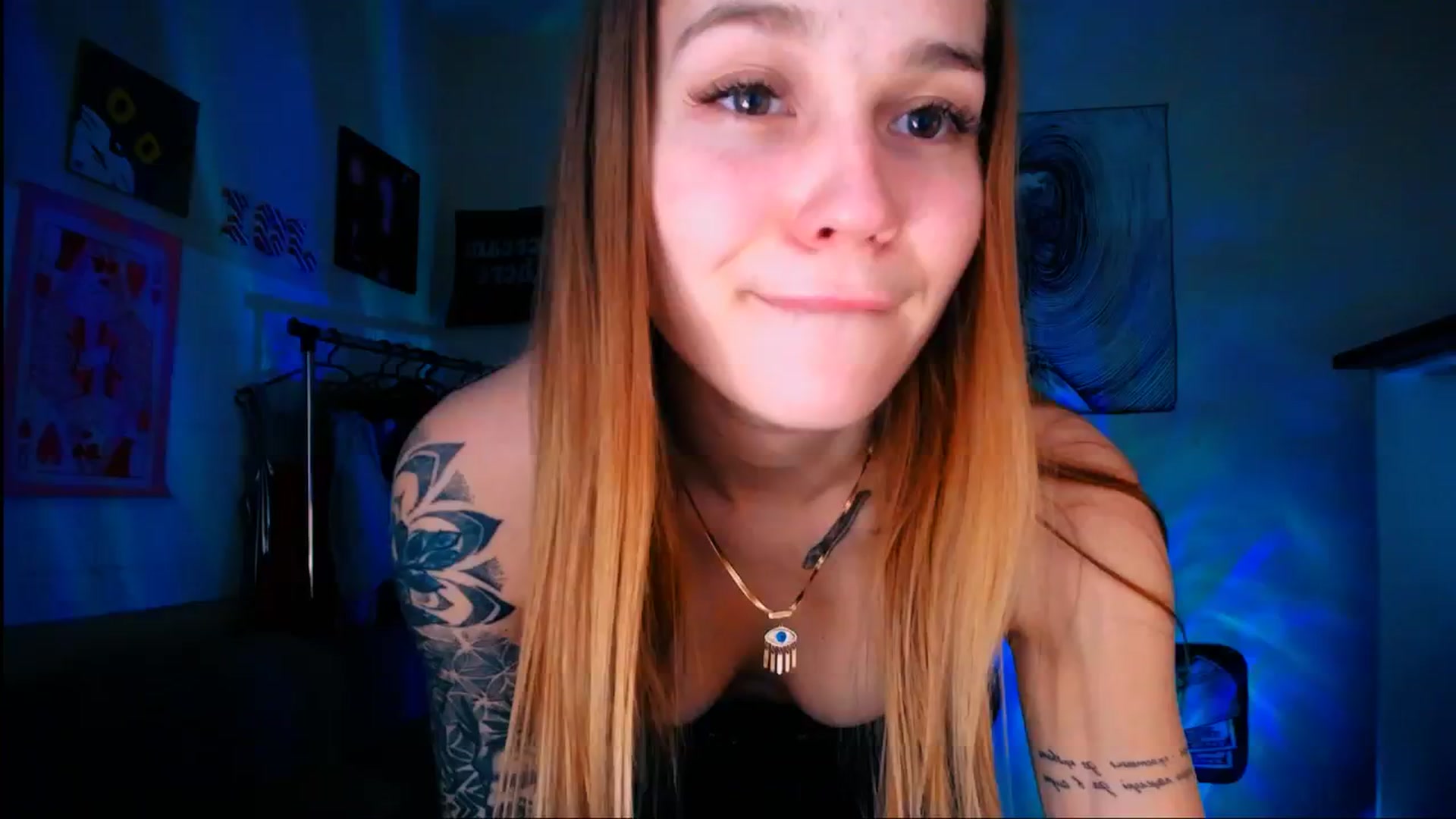 Gallery image thumbnail from Miss_JOI's myfreecams stream on, 12/31/2024, 09:25 image 18 of 20