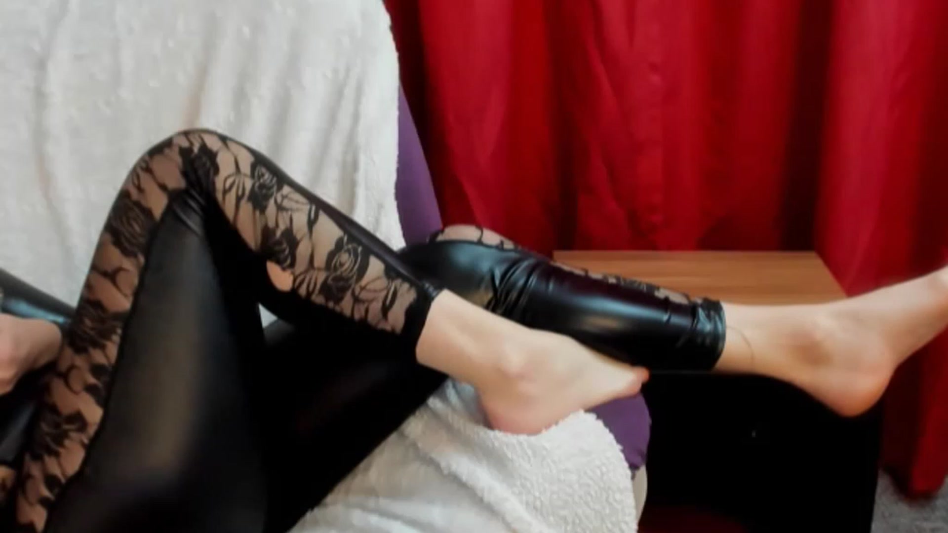 Gallery image thumbnail from Miss_Jassie's myfreecams stream on, 11/24/2022, 09:52 image 14 of 20