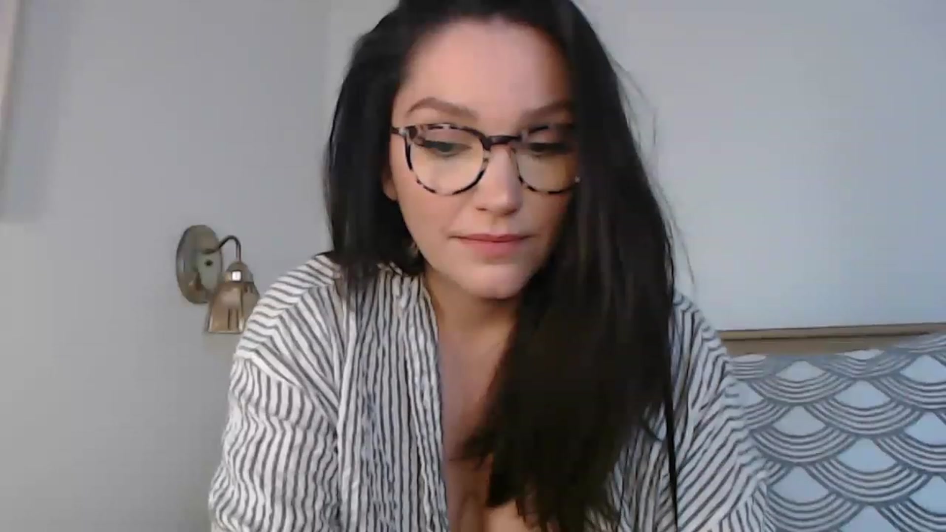 Gallery image thumbnail from Miss_Jones_xo's myfreecams stream on, 05/25/2023, 23:56 image 5 of 20