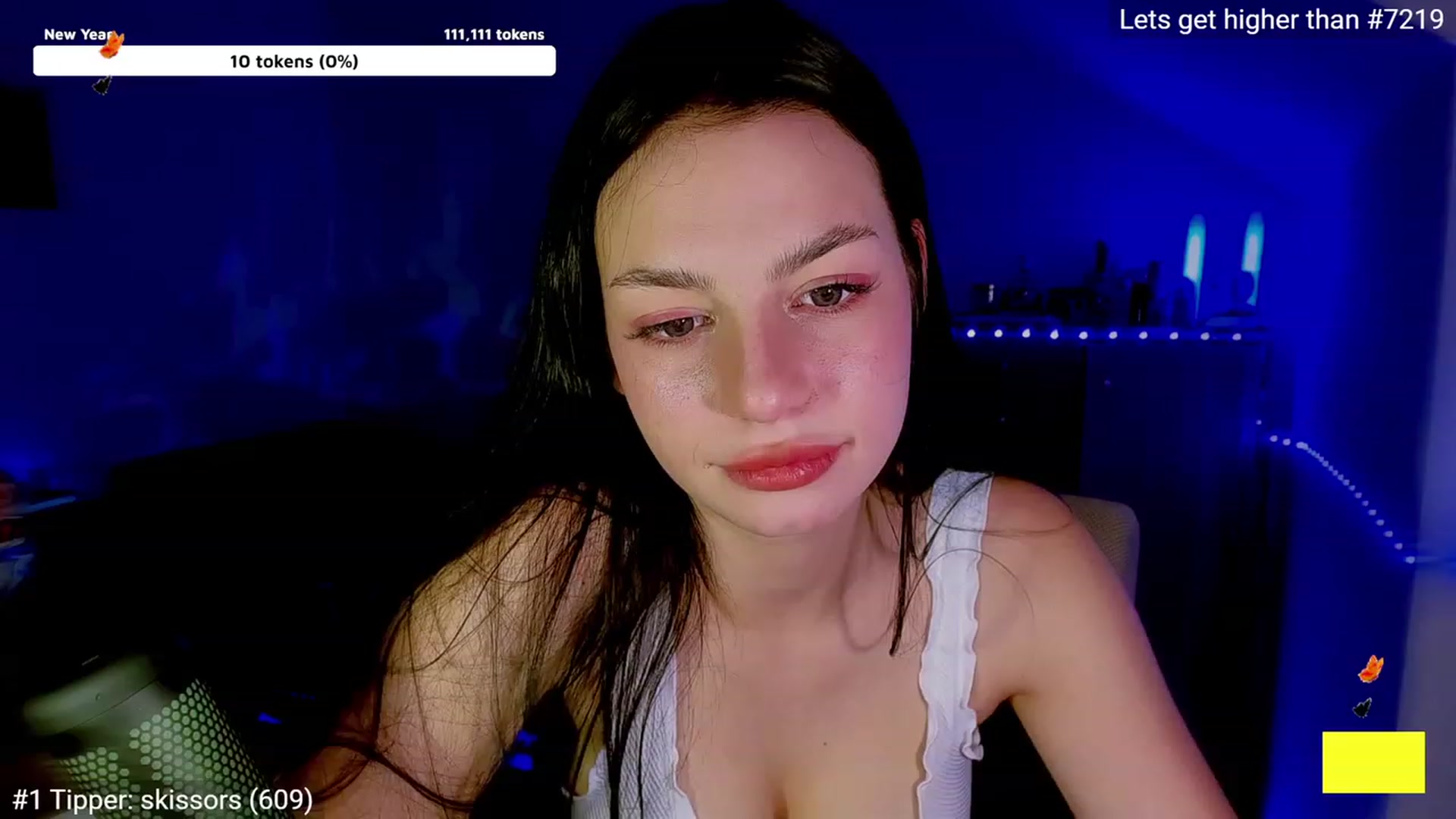 Gallery image thumbnail from Miss_Joy_'s myfreecams stream on, 12/11/2022, 02:09 image 4 of 20