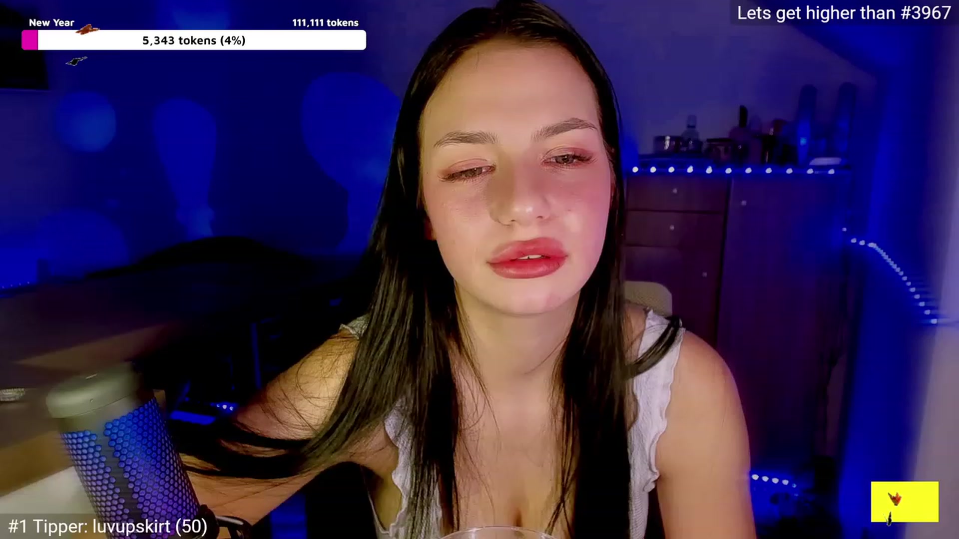 Gallery image thumbnail from Miss_Joy_'s myfreecams stream on, 12/12/2022, 24:29 image 17 of 20