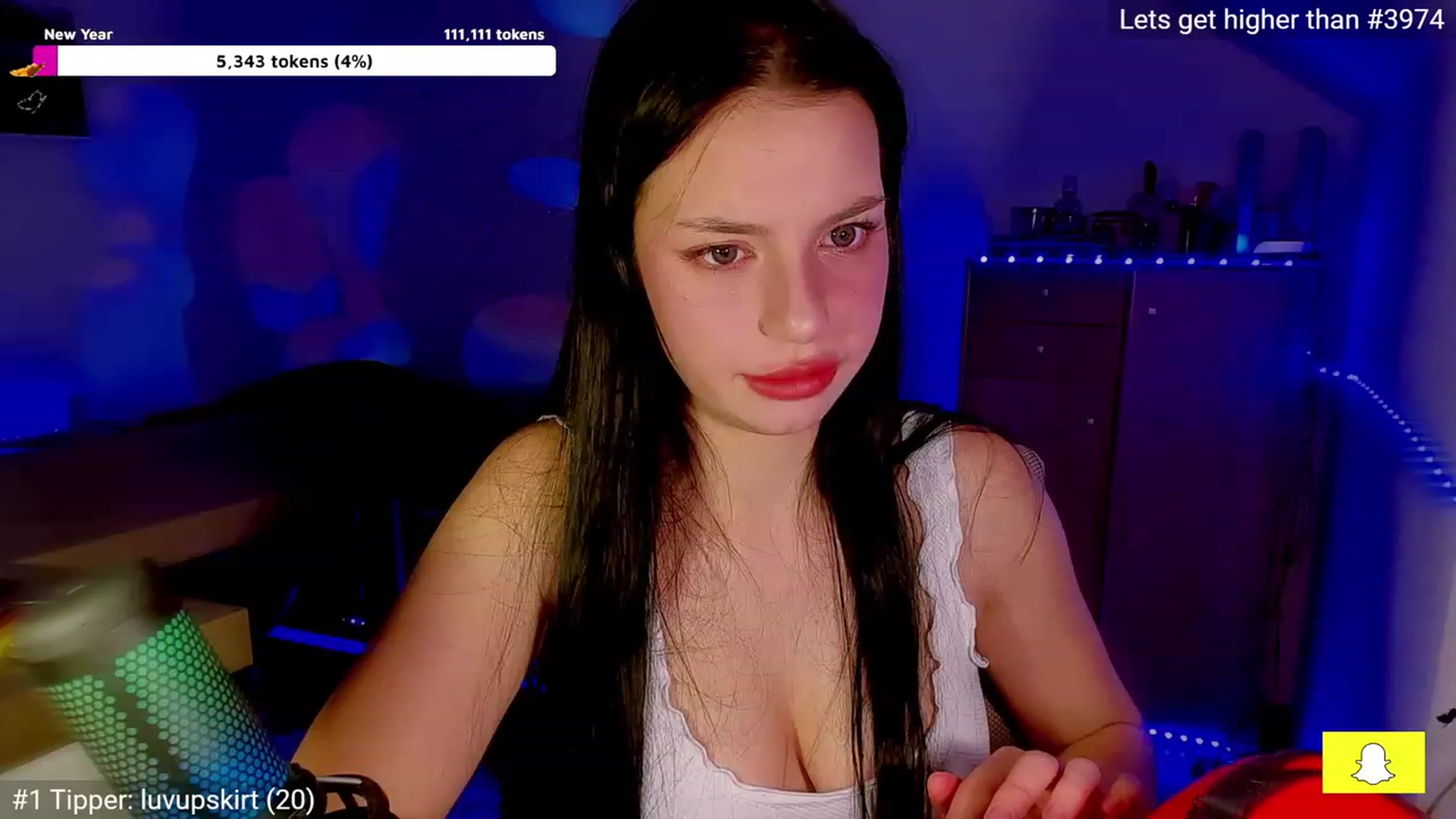 Gallery image thumbnail from Miss_Joy_'s myfreecams stream on, 12/12/2022, 24:29 image 6 of 20