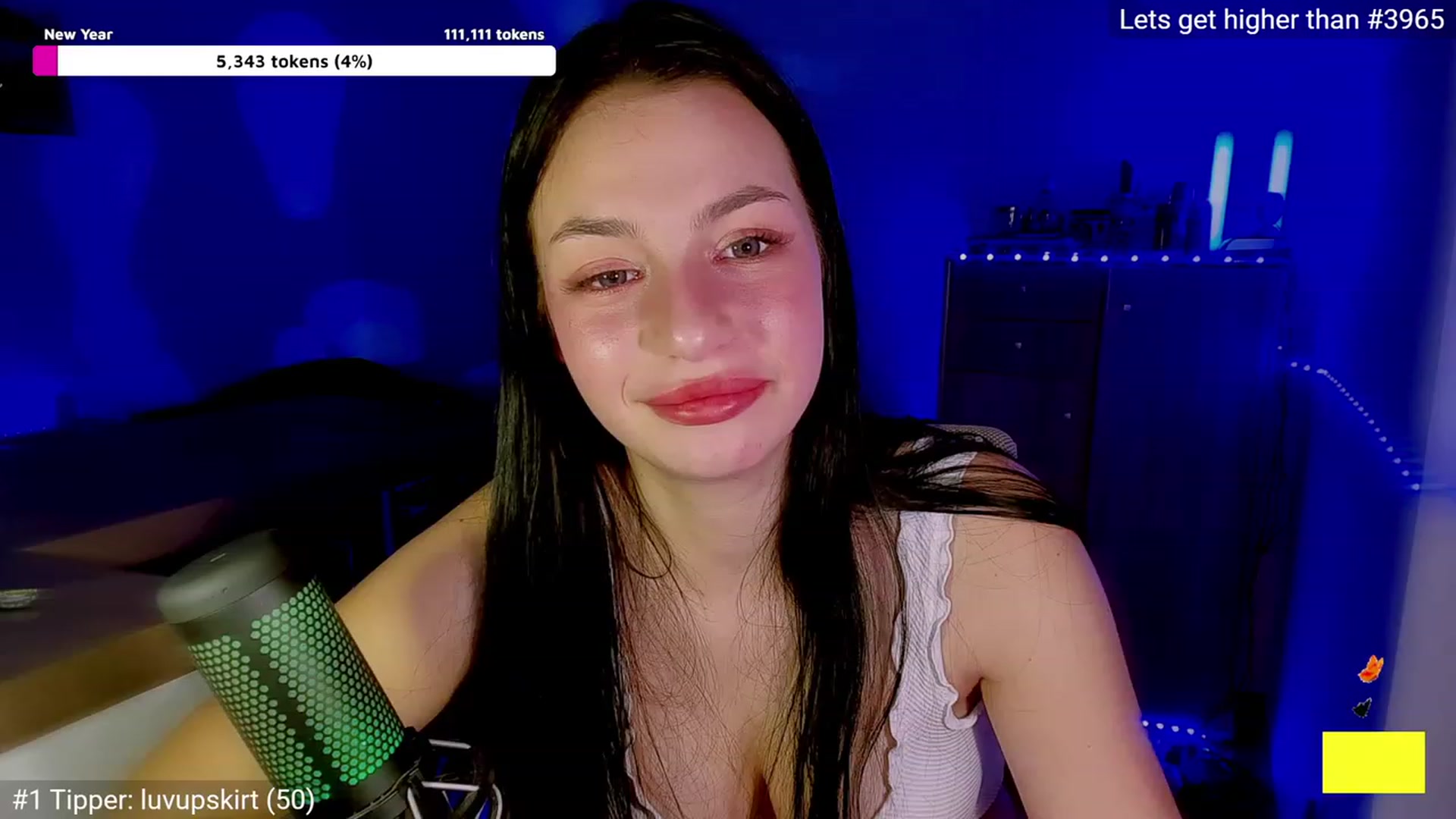 Gallery image thumbnail from Miss_Joy_'s myfreecams stream on, 12/12/2022, 24:29 image 12 of 20