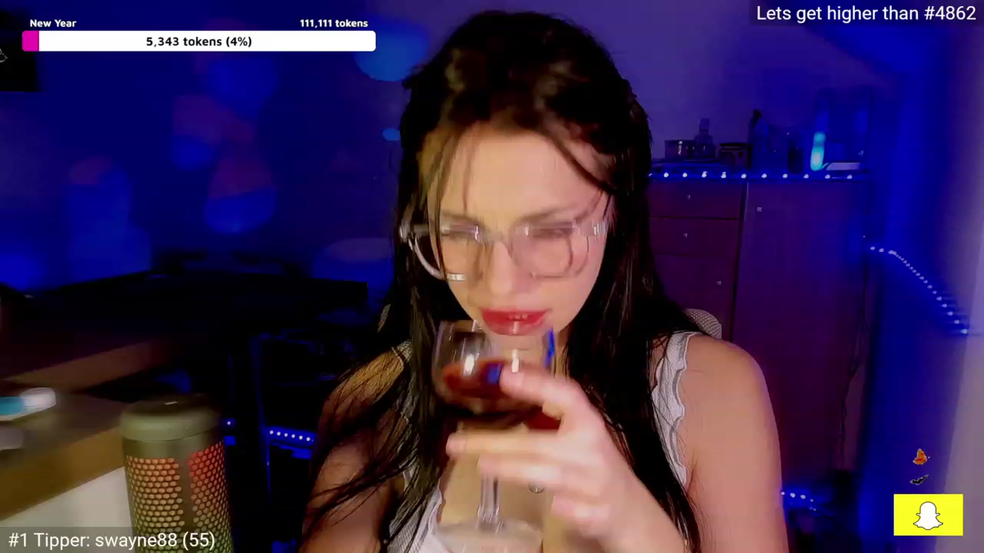 Gallery image thumbnail from Miss_Joy_'s myfreecams stream on, 12/19/2022, 21:06 image 15 of 20