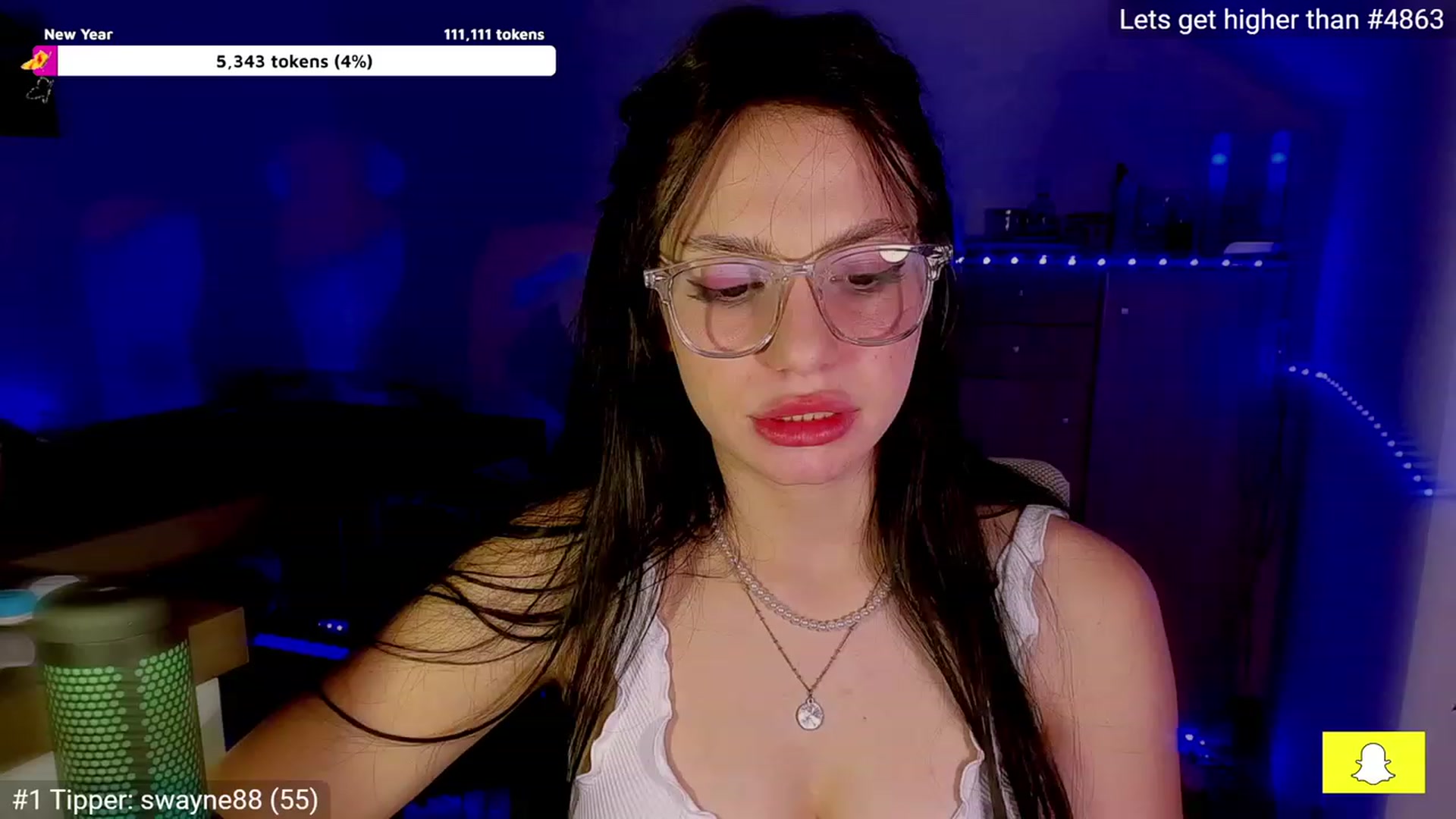 Gallery image thumbnail from Miss_Joy_'s myfreecams stream on, 12/19/2022, 21:06 image 12 of 20