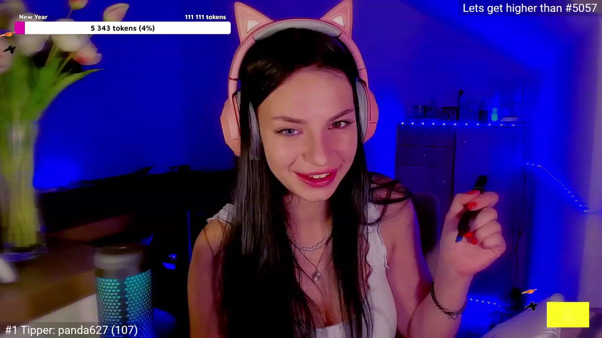 Gallery image thumbnail from Miss_Joy_'s myfreecams stream on, 12/21/2022, 16:04 image 6 of 20