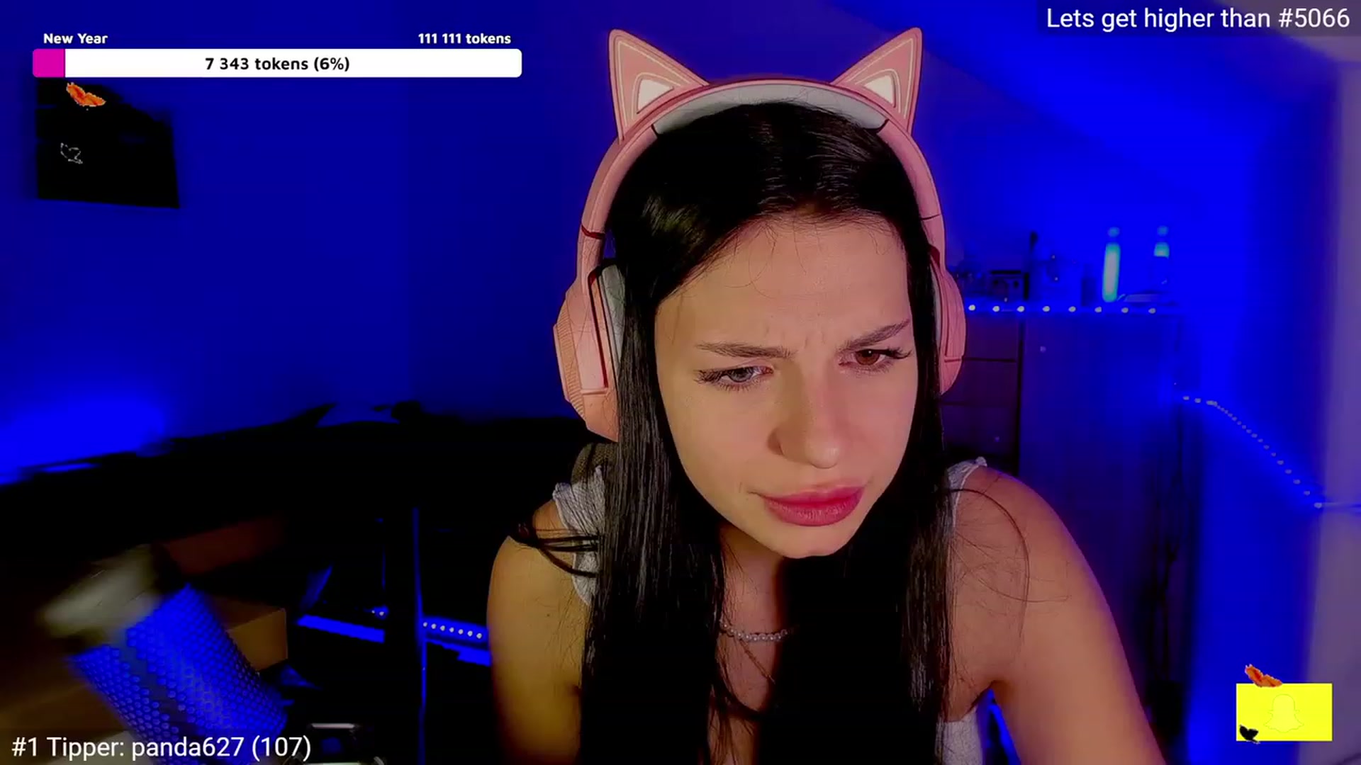 Gallery image thumbnail from Miss_Joy_'s myfreecams stream on, 12/21/2022, 17:17 image 15 of 20