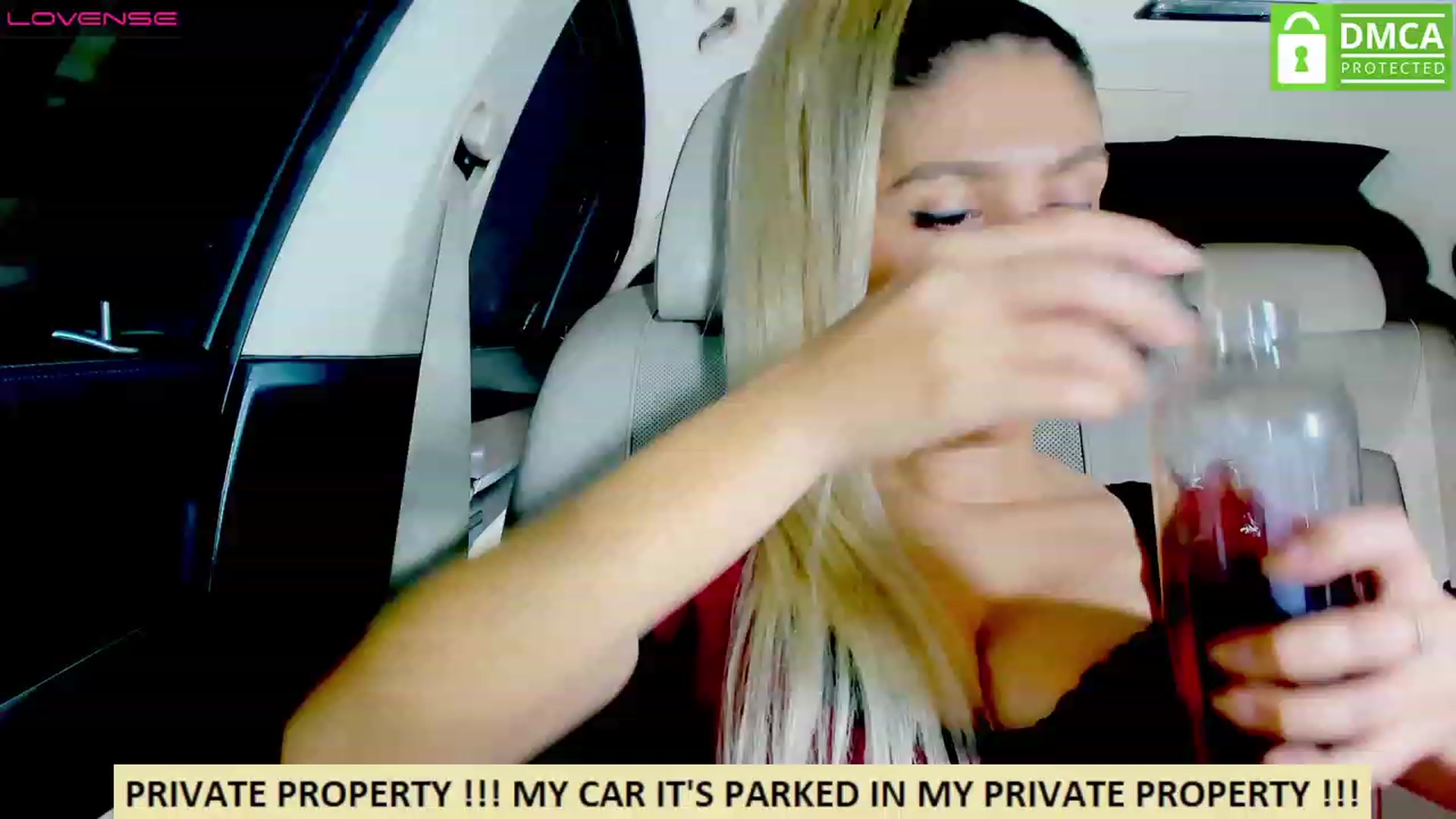Gallery image thumbnail from Miss_KarlaS's myfreecams stream on, 11/21/2022, 15:53 image 17 of 20