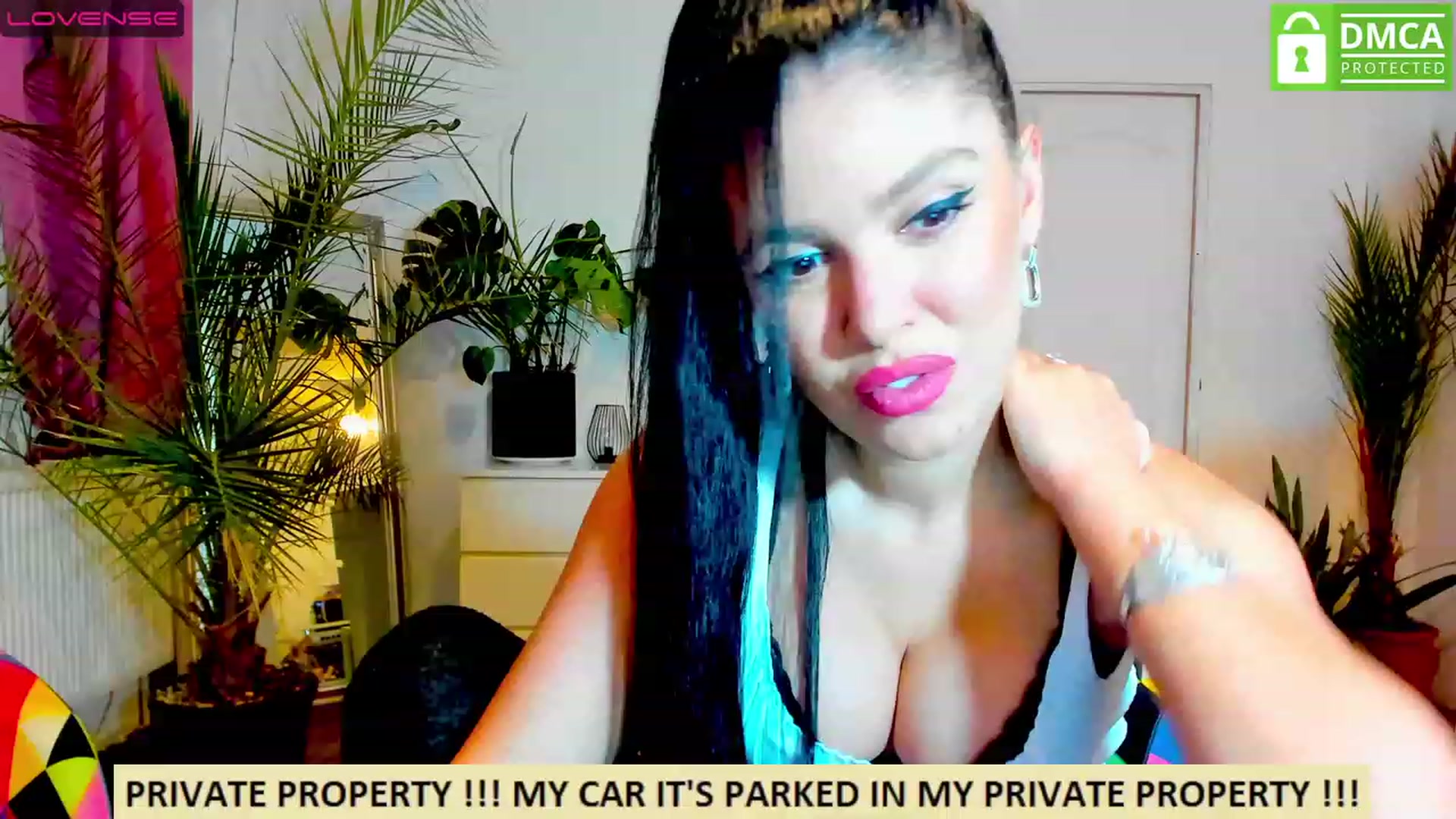 Gallery image thumbnail from Miss_KarlaS's myfreecams stream on, 12/11/2022, 16:41 image 13 of 20