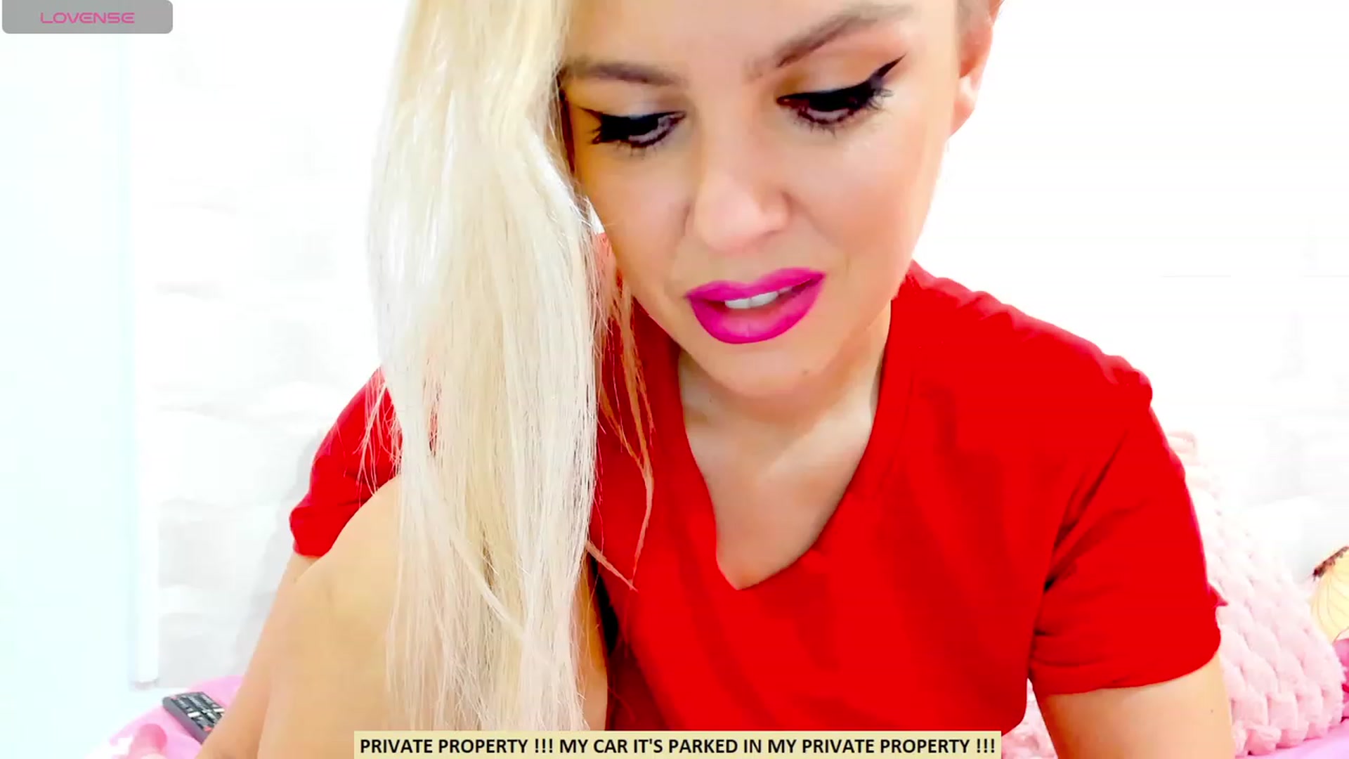 Gallery image thumbnail from Miss_KarlaS's myfreecams stream on, 11/28/2023, 19:54 image 11 of 20