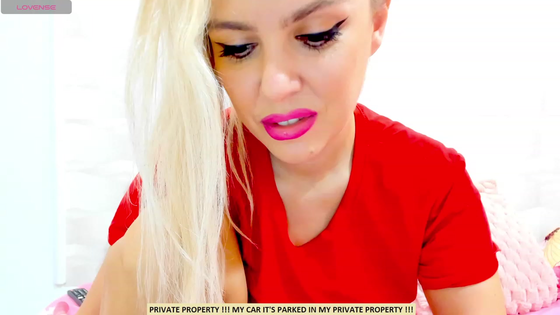 Gallery image thumbnail from Miss_KarlaS's myfreecams stream on, 11/28/2023, 19:54 image 5 of 20