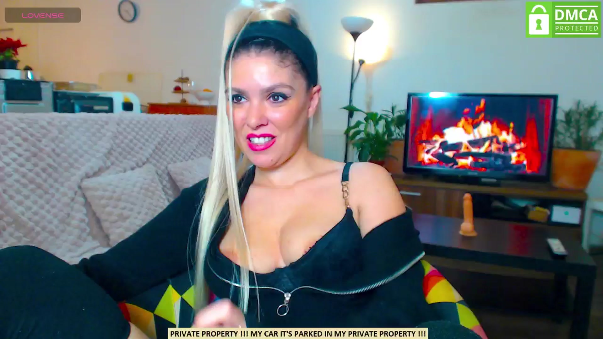 Gallery image thumbnail from Miss_KarlaS's myfreecams stream on, 12/15/2024, 19:42 image 1 of 20