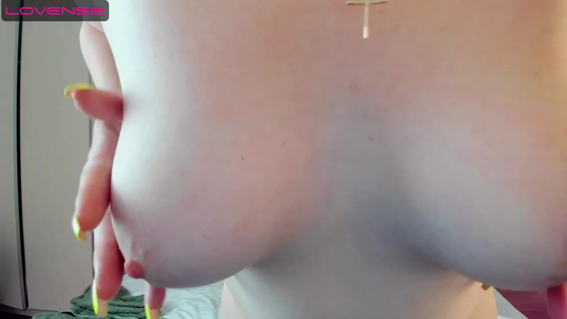 Gallery image thumbnail from Miss_Kris_'s myfreecams stream on, 06/21/2023, 15:27 image 19 of 20