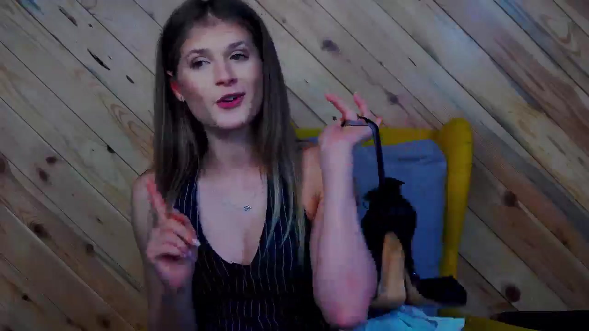 Gallery image thumbnail from Miss_L's myfreecams stream on, 02/16/2025, 23:58 image 18 of 20