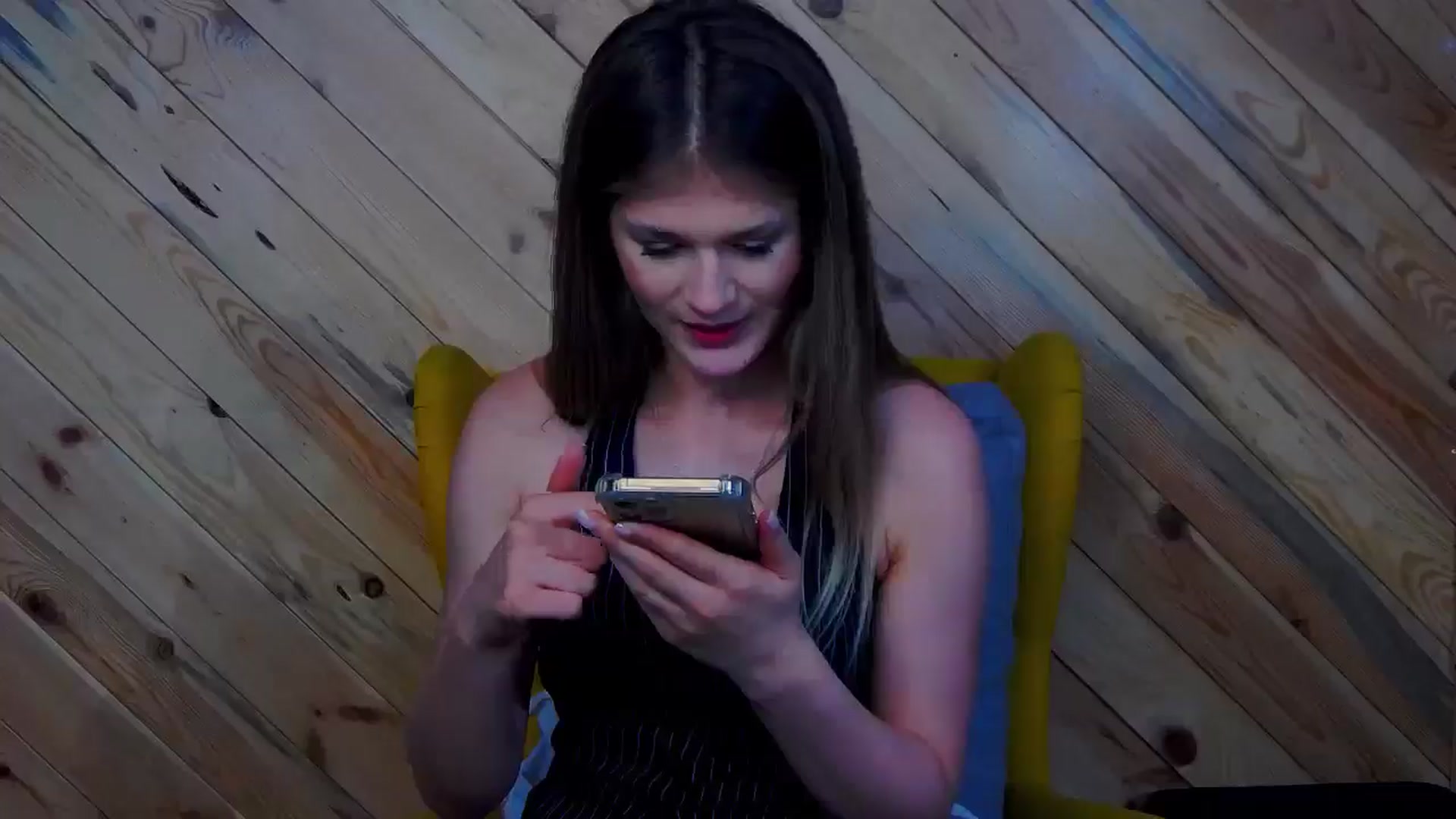 Gallery image thumbnail from Miss_L's myfreecams stream on, 02/16/2025, 23:58 image 19 of 20