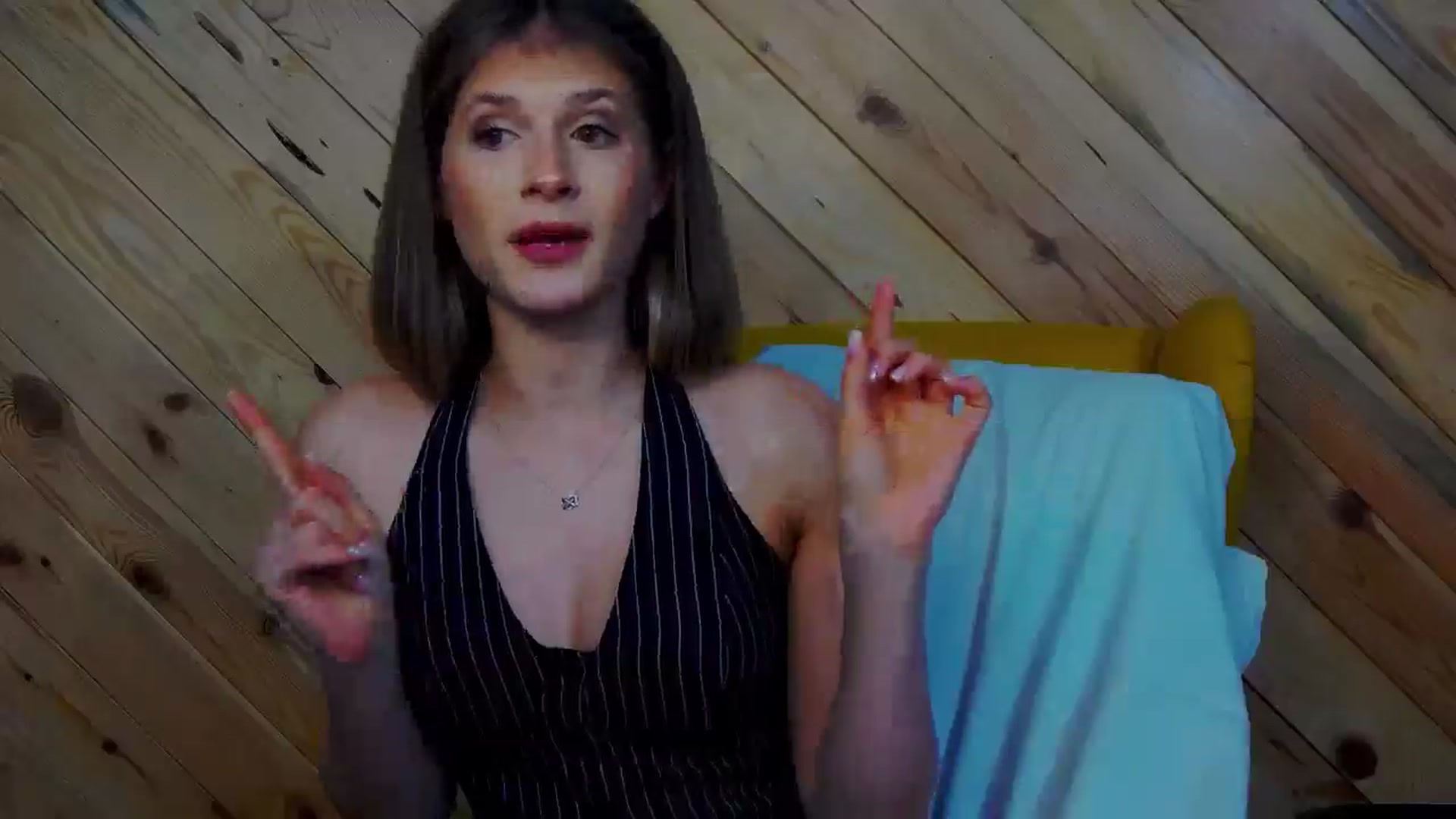 Gallery image thumbnail from Miss_L's myfreecams stream on, 02/16/2025, 23:58 image 6 of 20