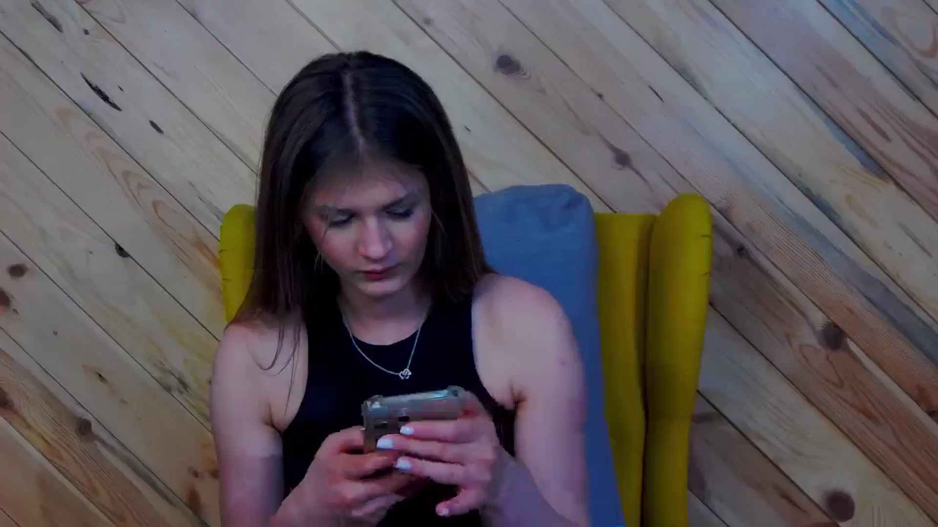 Gallery image thumbnail from Miss_L's myfreecams stream on, 03/10/2025, 24:19 image 15 of 20