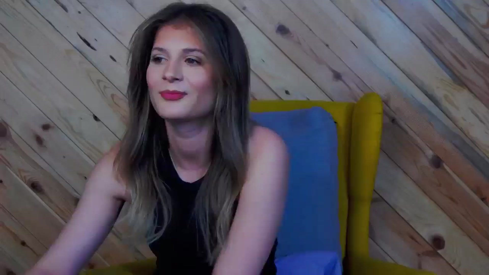 Gallery image thumbnail from Miss_L's myfreecams stream on, 03/16/2025, 20:25 image 1 of 20
