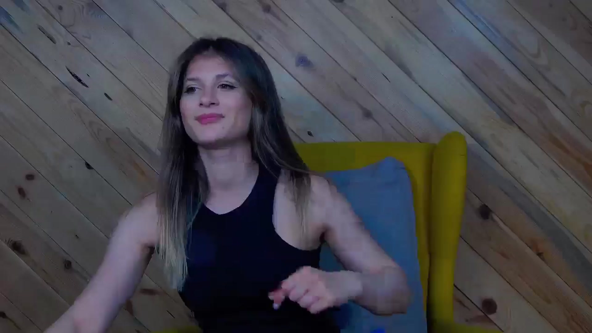 Gallery image thumbnail from Miss_L's myfreecams stream on, 03/23/2025, 23:44 image 12 of 20