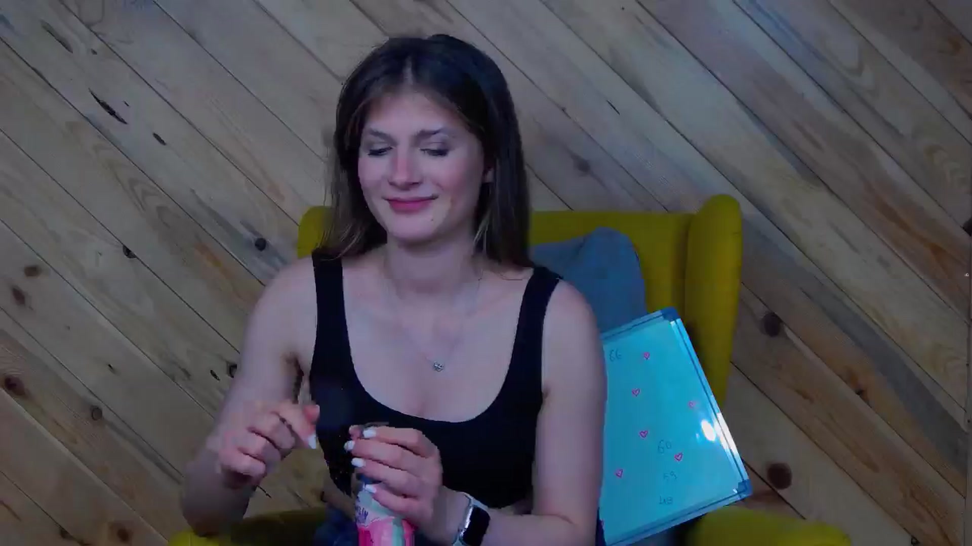 Gallery image thumbnail from Miss_L's myfreecams stream on, 03/25/2025, 24:02 image 16 of 20