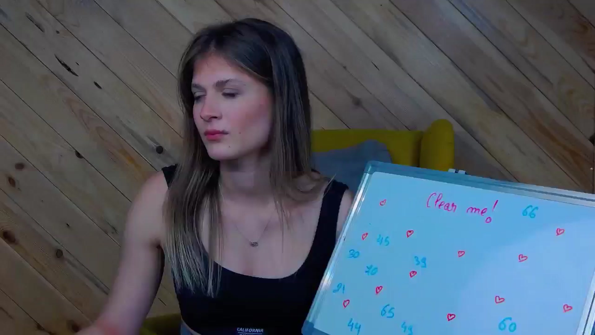 Gallery image thumbnail from Miss_L's myfreecams stream on, 03/25/2025, 24:02 image 7 of 20