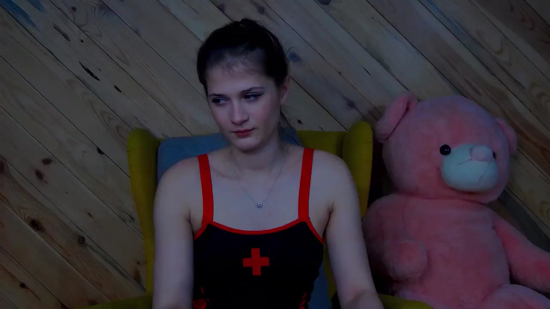 Gallery image thumbnail from Miss_L's myfreecams stream on, 04/01/2025, 19:38 image 12 of 20