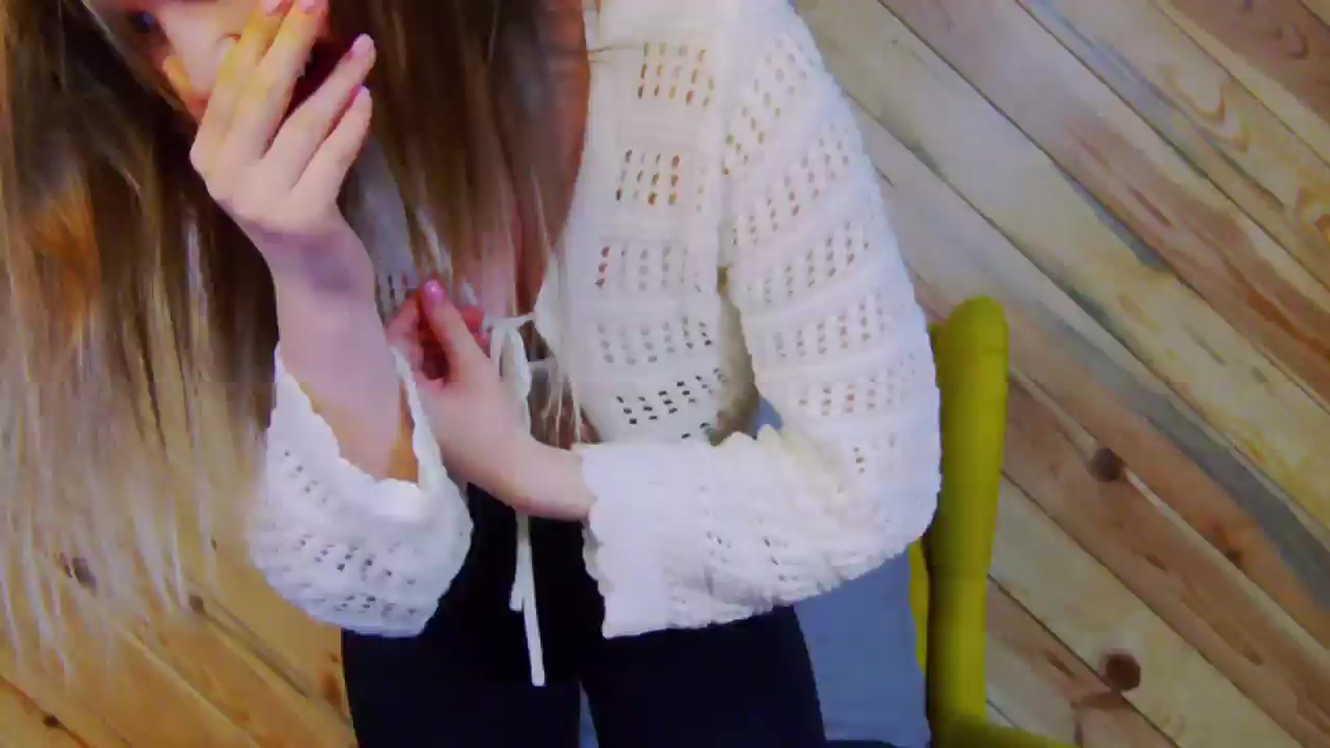 Gallery image thumbnail from Miss_L's myfreecams stream on, 04/06/2025, 19:46 image 6 of 20