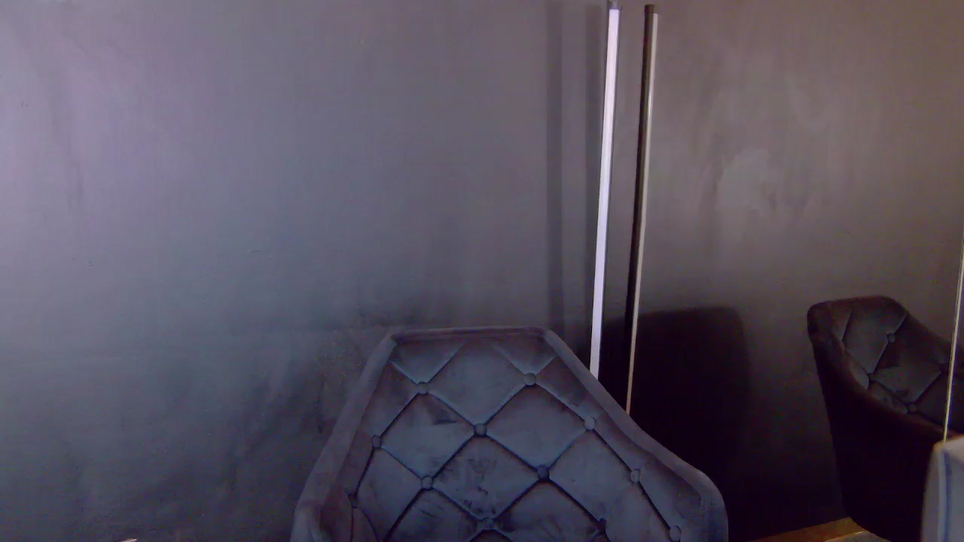 Gallery image thumbnail from Miss_L's myfreecams stream on, 04/22/2025, 21:12 image 10 of 20