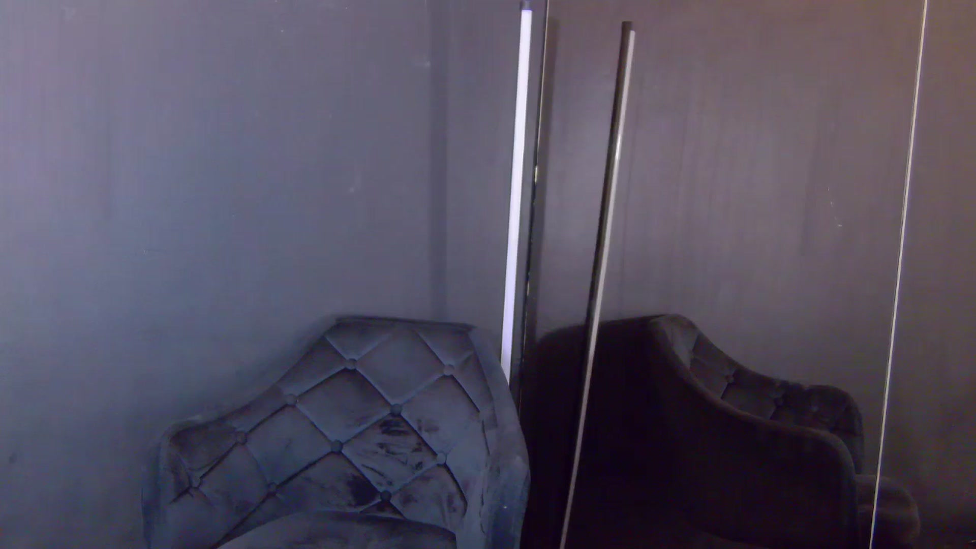 Gallery image thumbnail from Miss_L's myfreecams stream on, 05/21/2025, 21:34 image 12 of 20